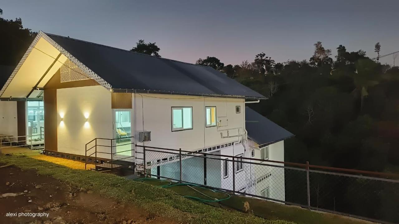The Cloud Mountain Tourist Villa Vagamon Exterior photo
